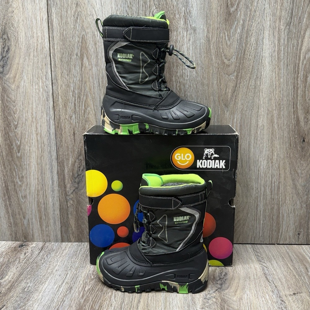 KODIAK GLO Snow Boots Boys 5 Black/Sonic Green Waterproof Slip Resistant w/Box